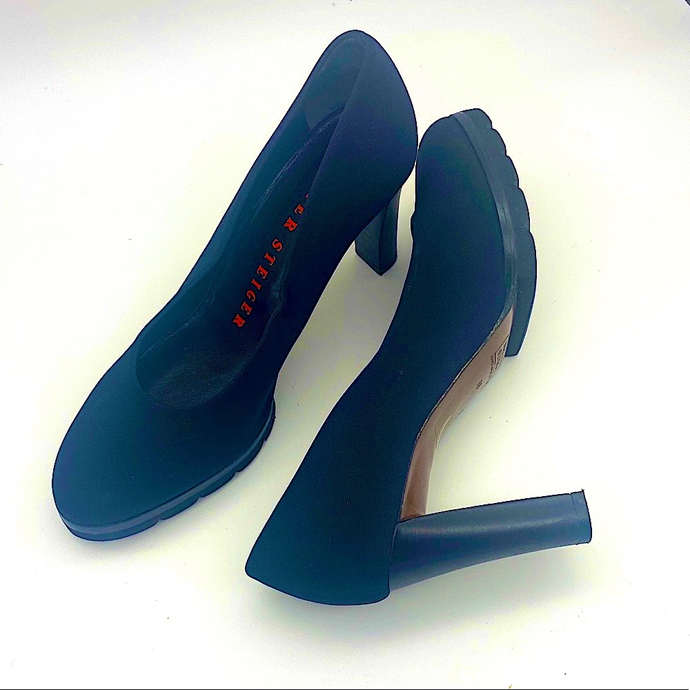 Luxury designer Walter Steiger black closed toe pumps